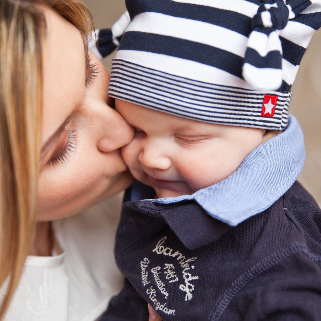 Essential Oils in Childcare Supporting Little Bodies LIVE WELL LOVE