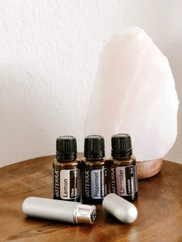 Essential oils for sinus and seasonal threats